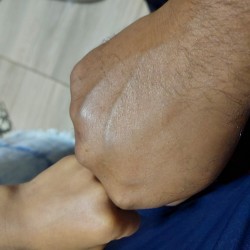 صورة M.B